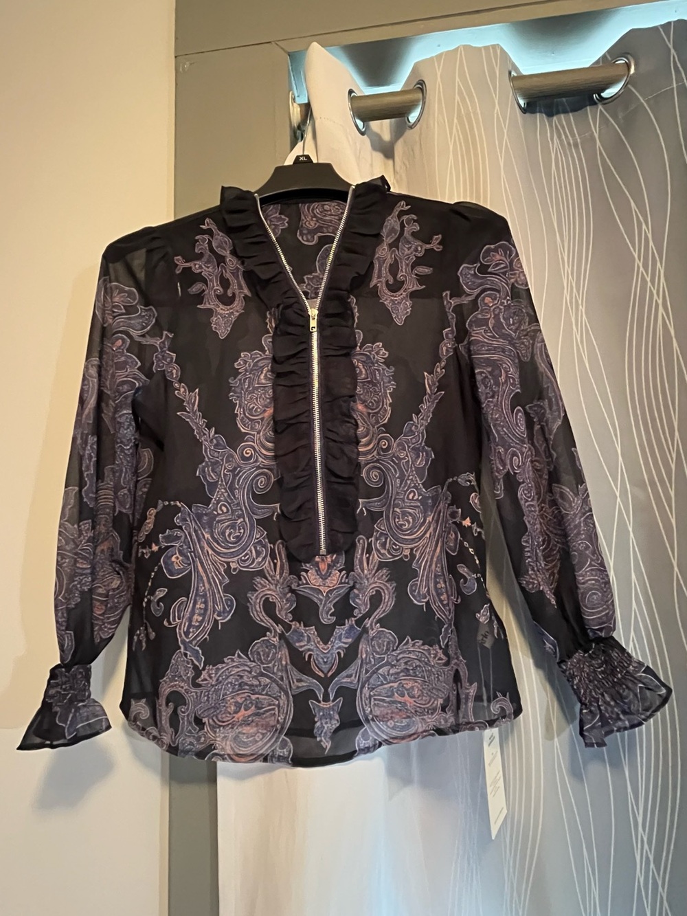 Futario Blouse Woman’s Zip Front Paisley Ruffle V Neck